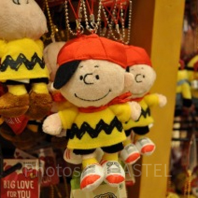 チャーリーブラウンのぬいぐるみキーホルダー