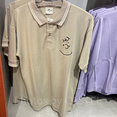 チャーリーブラウンのポロシャツ