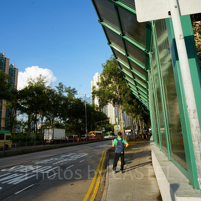 香港ディズニー周辺格安ホテル：ランブラーガーデンホテルへの徒歩ルート①