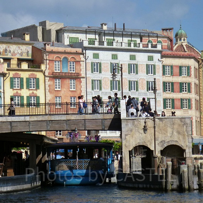 出発前に、乗り場と行き先を確認！