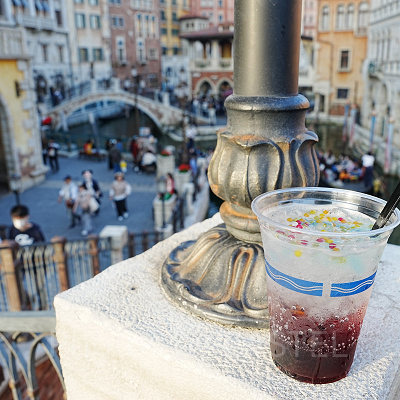 アルコールドリンクで乾杯！