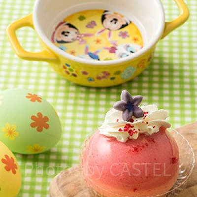 チェリー＆ホワイトチョコレートのムースケーキ　スーベニアキャセロール付き