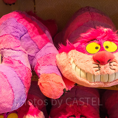 チェシャ猫抱きまくらぬいぐるみ