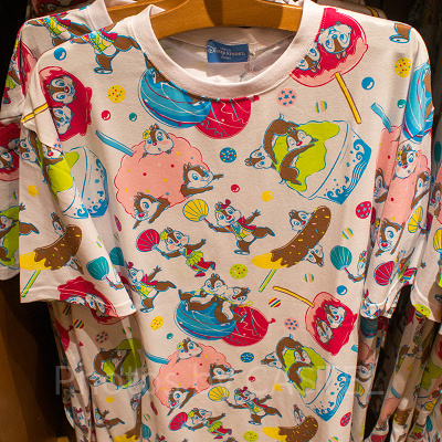 チップとデールのTシャツ