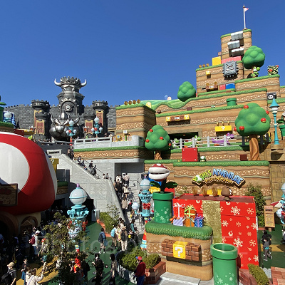 マリオエリア内にもクリスマス装飾が登場！