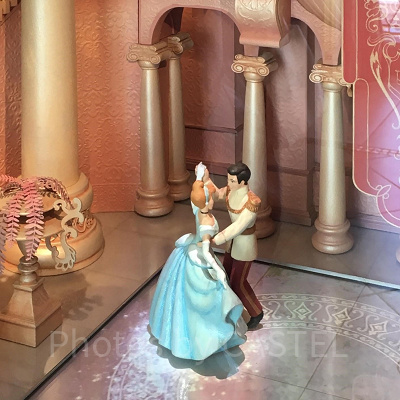 シンデレラの舞踏会シーン