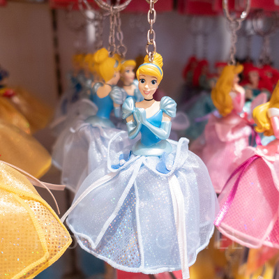 シンデレラフィギュアキーホルダー