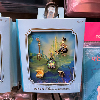 海外　ディズニー　ピンバッジ　アースラ　アリエル ディズニー アースラ ピンバッジ マリモクラフト ヴィランズ