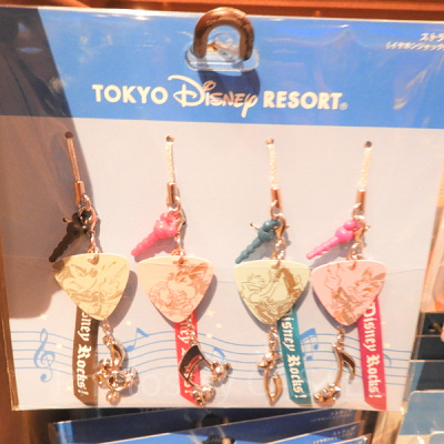 クールなギターピックデザイン