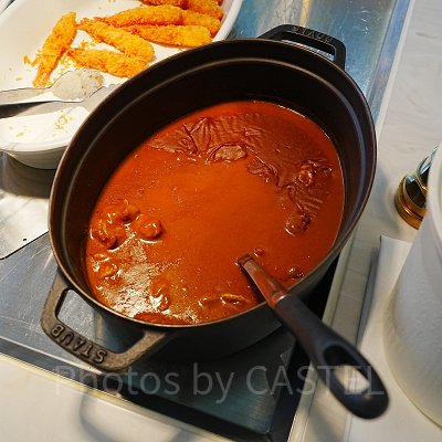 クリスタルパレス・レストランチキンカレー甘口
