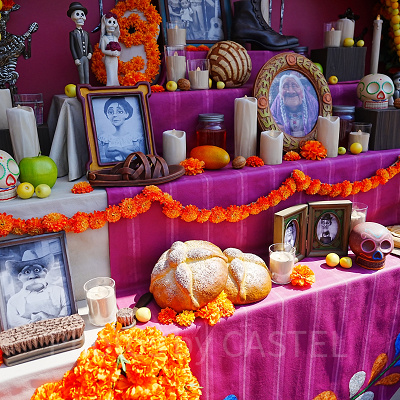 祭壇（オフレンダ）に飾られるものたち