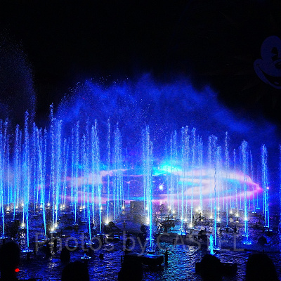 ディズニーカリフォルニアアドベンチャー：ワールオ・オブ・カラー