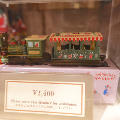 ディズニー・クリスマス・リルリンリングッズ：ディズニー・ビークルコレクション＜トミカ＞セット