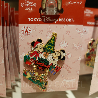 ディズニークリスマスグッズ2022：ぬいぐるみバッジセット
