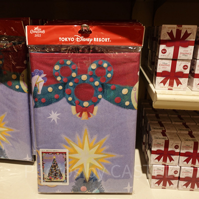 ディズニークリスマスグッズ2022：タペストリー