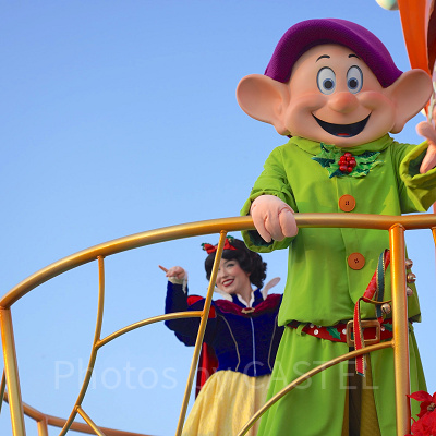 ディズニー・クリスマス・ストーリーズ：白雪姫のフロート