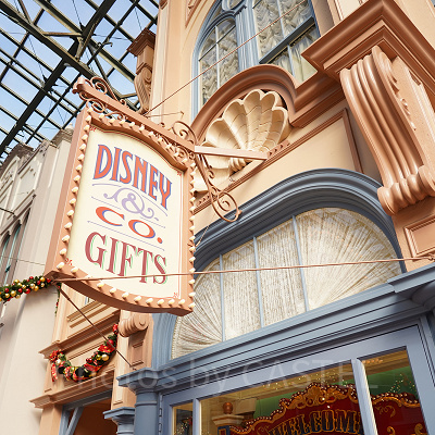 ディズニー＆カンパニー