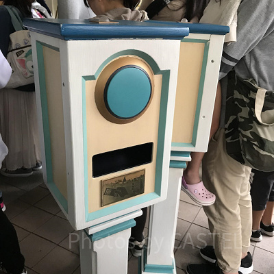 ディズニーファストパスの発券機
