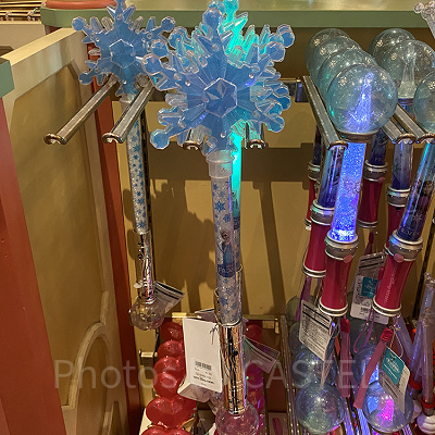 ディズニー光るおもちゃ