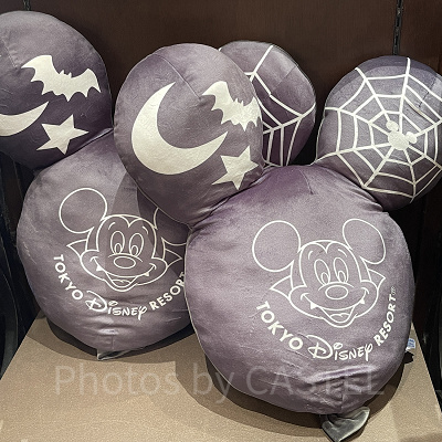 ディズニーハロウィングッズ2023：クッション 2023年09月14日(木)発売