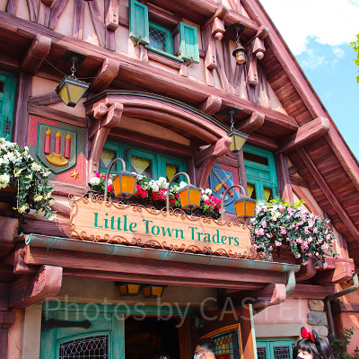 ディズニーのパークショップ混雑状況