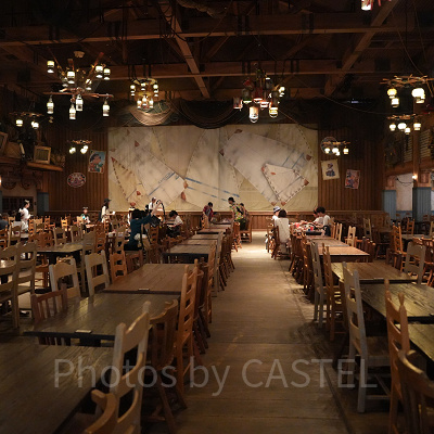 【ディズニーシーのショーレストラン】ケープコッド・クックオフ：内装