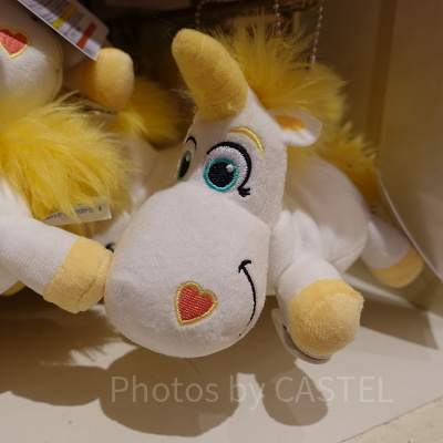 ディズニー肩のせぬいぐるみ（バターカップ）