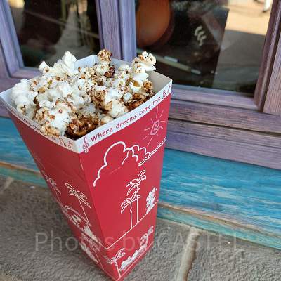 ディズニーランド：オレンジチョコレート味のポップコーン