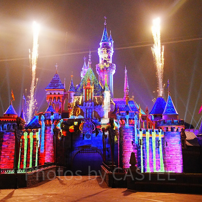 カリフォルニア・アナハイムディズニーランドリゾートのショー：ワンダラス・ジャーニーズ