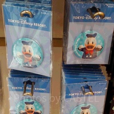 ドナルド実写缶バッチ