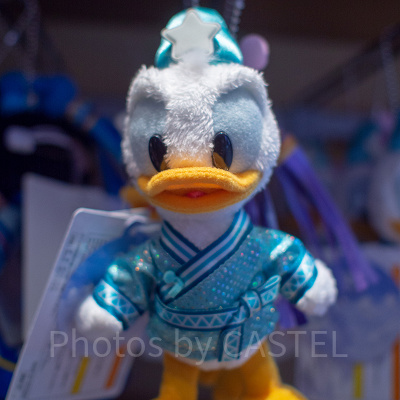 ドナルドぬいぐるみバッジ