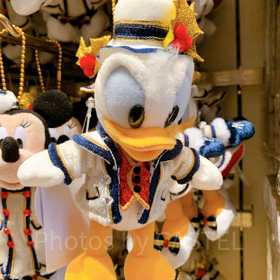 ドナルドぬいぐるみバッジ