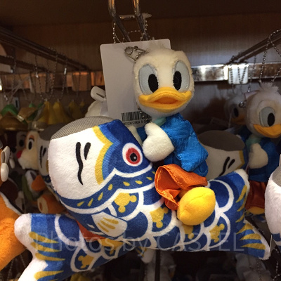 ドナルドぬいぐるみバッジ