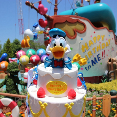 ドナルドのバースデーケーキのポップコーンバケット