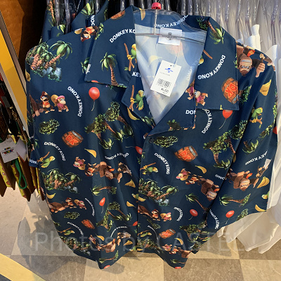 ドンキーコングの総柄シャツ
