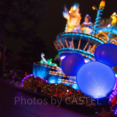 ディズニーの夜空に絵を♪アフター6にペンライトでおもしろ写真撮ってみた