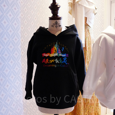 ドリーミングカラーパーカーブラック　キッズ
