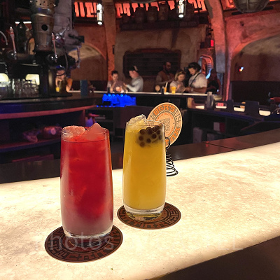 雰囲気抜群のオーガのカンティーナでドリンクタイム♡