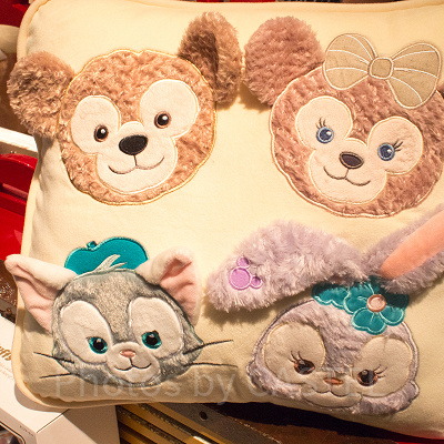 ダッフィー＆フレンズのクッション