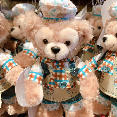 ダッフィーぬいぐるみバッジ