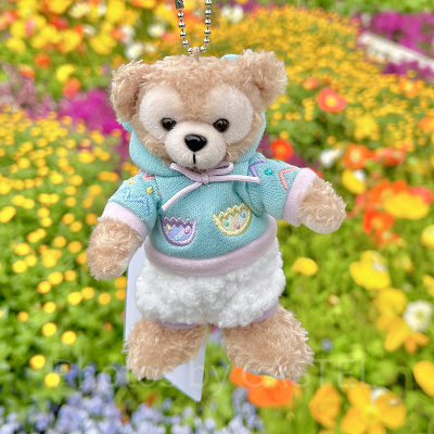 ダッフィーぬいぐるみバッジ（カム・ファインド・スプリンググッズ）