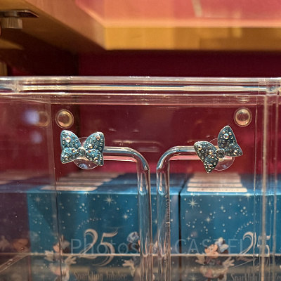 ピアス