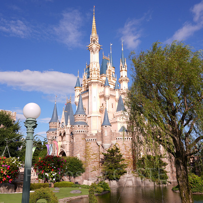 シンデレラのフェアリーテイル・ホールを楽しもう