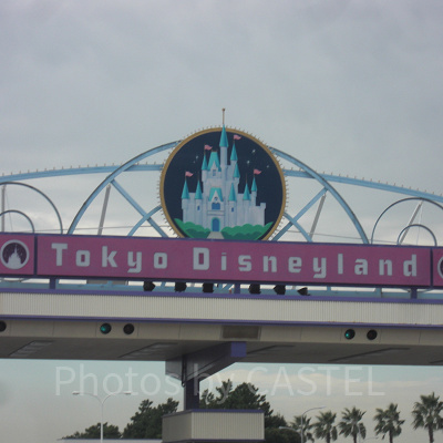 車でおでかけしたときにだけ見ることができるエントランス