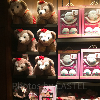 棚に並ぶアウラニ限定シェリーメイ