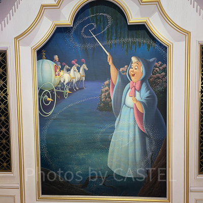 フェアリーゴッドマザーの絵 シンデレラのフェアリーテイルホール