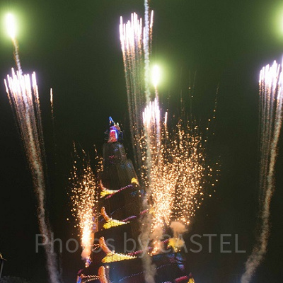 ファンタズミック！ キャラクター＆パイロ（TDS・夜）<br /> 設定：35㎜ SS1/40 F4.5 ISO500