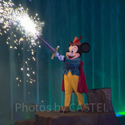 ファンタズミック！（ハリウッドスタジオ・夜）<br /> 設定：300㎜ SS1/60 F6.3 ISO640