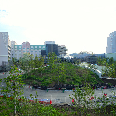 ファンタジースプリングス建設中の様子（2022年8月）