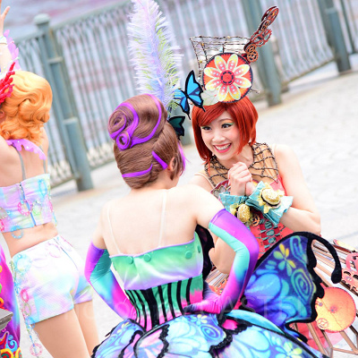 ファッショナブル・イースターのダンサー